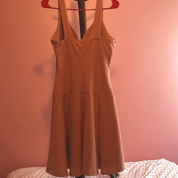 Drop Hem Plunge Rose Colored Skater Dress - Picture 3 of 8